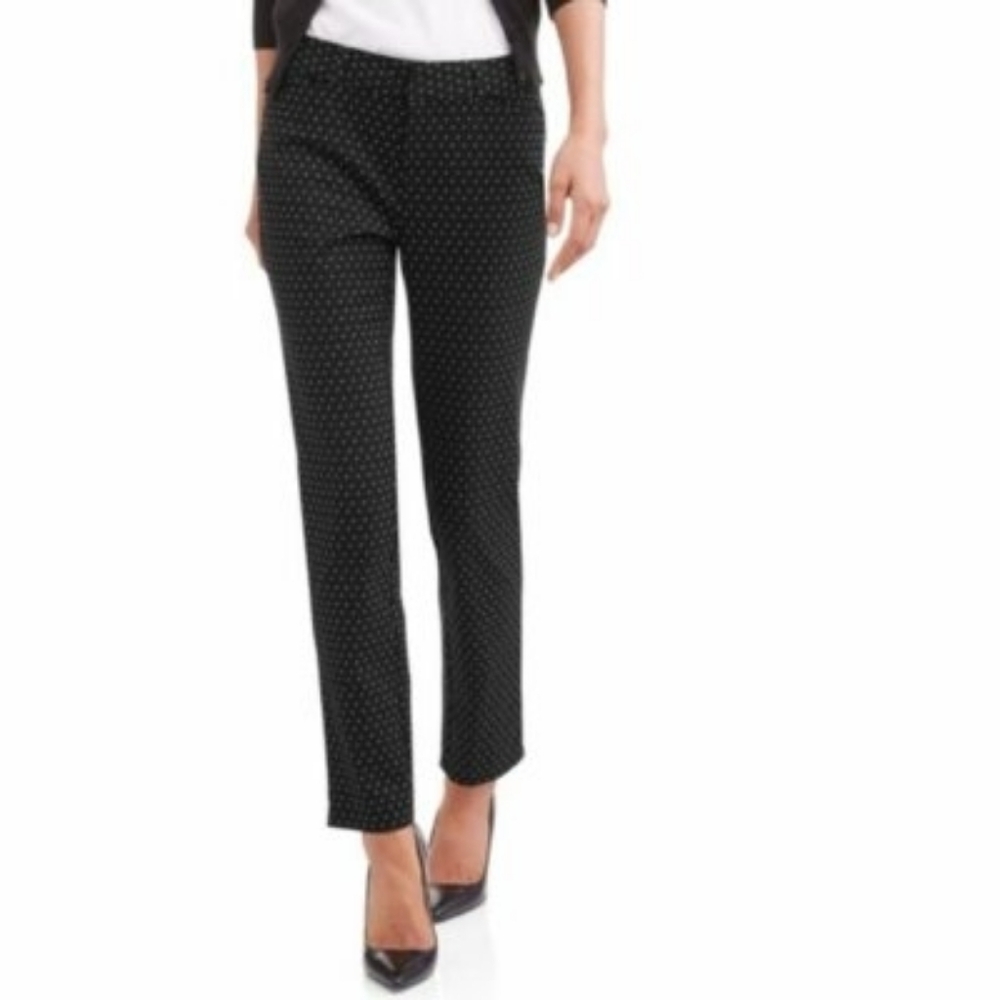 Faded Glory Black and White Cropped Pants